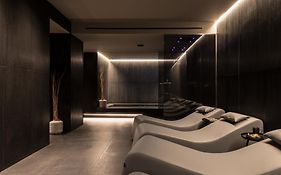 Renewed Hotel Plaza Opéra